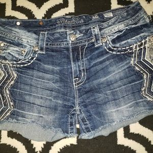 Miss Me Shorts Size 31
